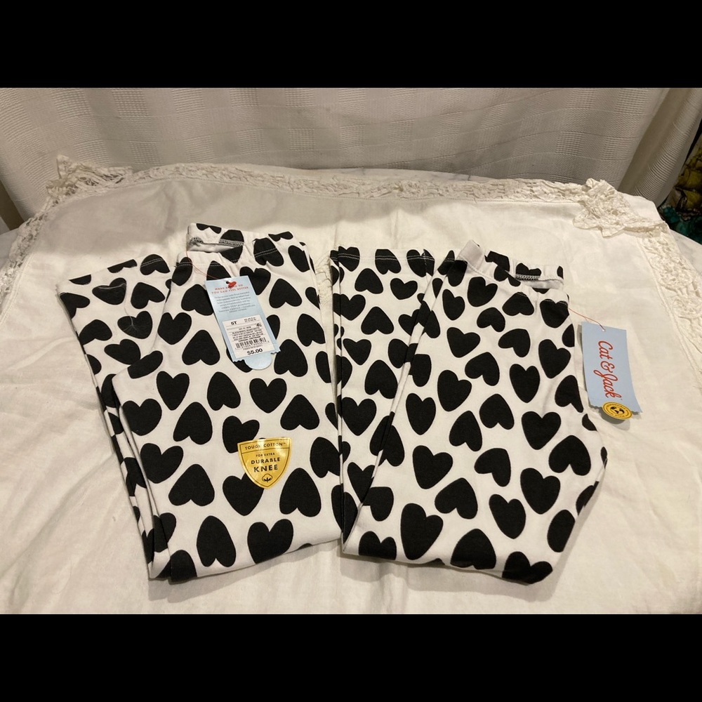 Duo of Girls Cat & Jack Leggings